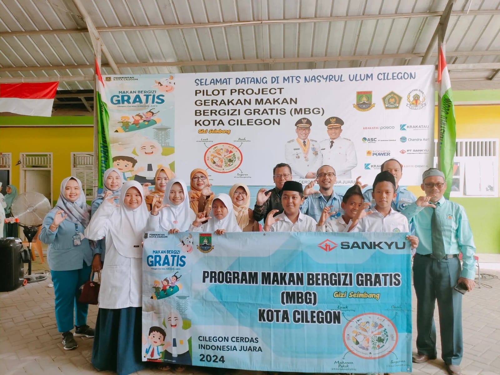 PT Sankyu Indonesia internasional Memberi Makan Bergizi Geratis ( MBG) Di Dua Lembaga Dunia Pendidikan MTS Nasyrul Ulum & SDN Gunung Sugih Ciwandan Kota Cilegon