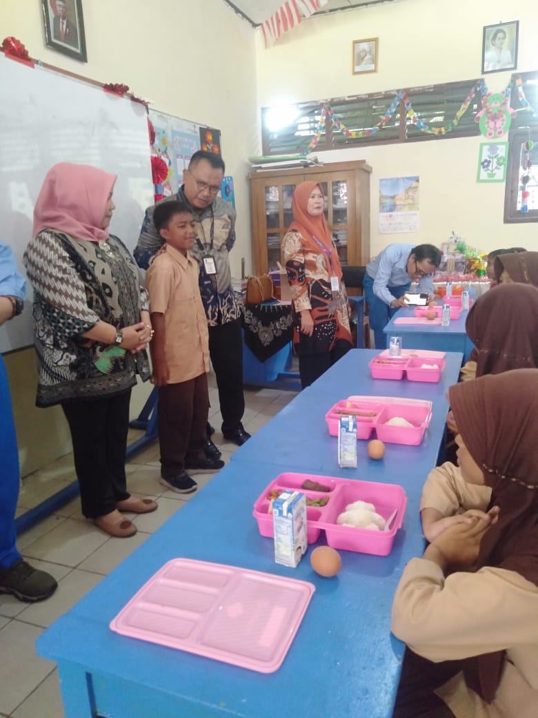 PT.Sankyu,PT.KS POSCO,dan PT Chandra Asri Membantu Proyek Pilot Projekct Makan Bergizi Geratis ( MBG)