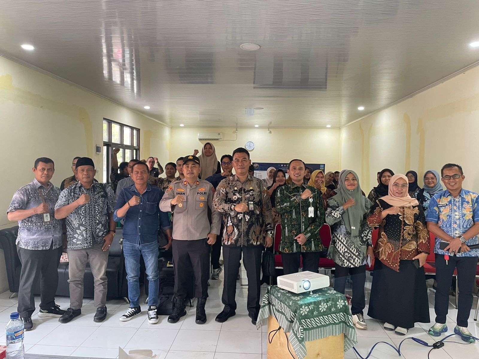 Kecamatan Anyer Gelar Sosialisasi Tata Kelola Pemerintahan Desa Tahun 2025