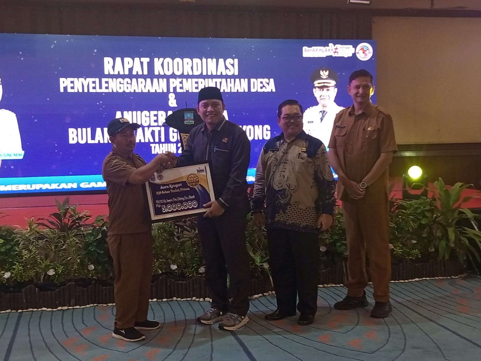 Lomba Bulan Bakti Gotong Royong Tingkat Kabupaten Serang Desa Cigedung Kecamatan Mancak Dapat Juara Harapan Ke 6