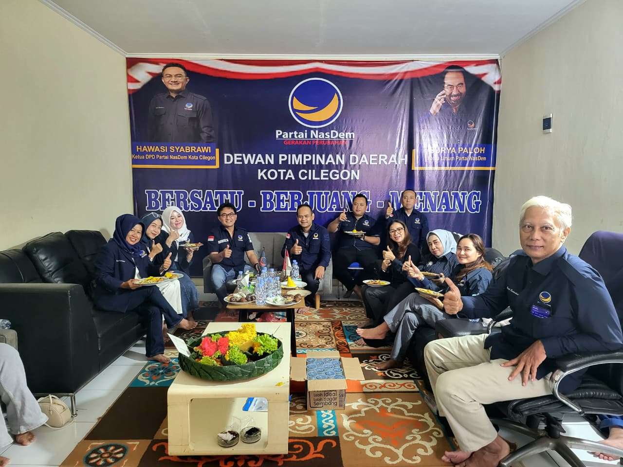 Acara Puncak HUT Partai NasDem Ke 14 , Pembagian Sembako Serentak Untuk Warga Dan PotongTumpeng